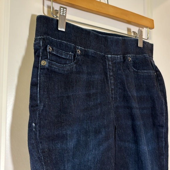 Amazon essentials pull on jeggings - Picture 5 of 11